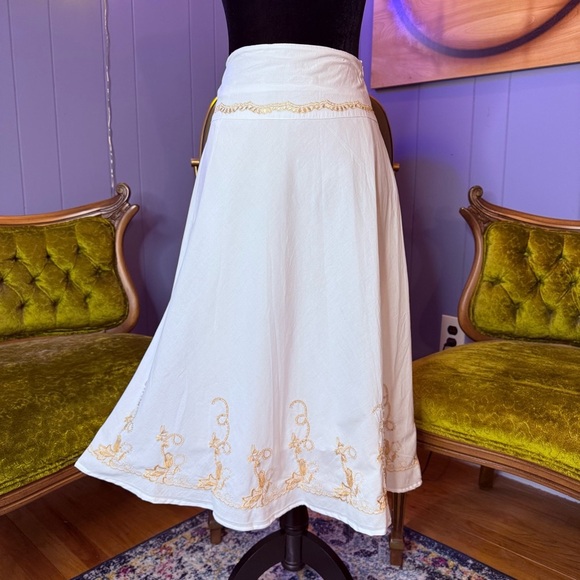 Vintage 90s Rene Margo Embroidered Beaded Skirt Size Small - Picture 2 of 11